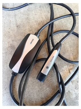 Seguma level 1/2 Tesla Car Charger NEMA 6-20 Plug travel portable.